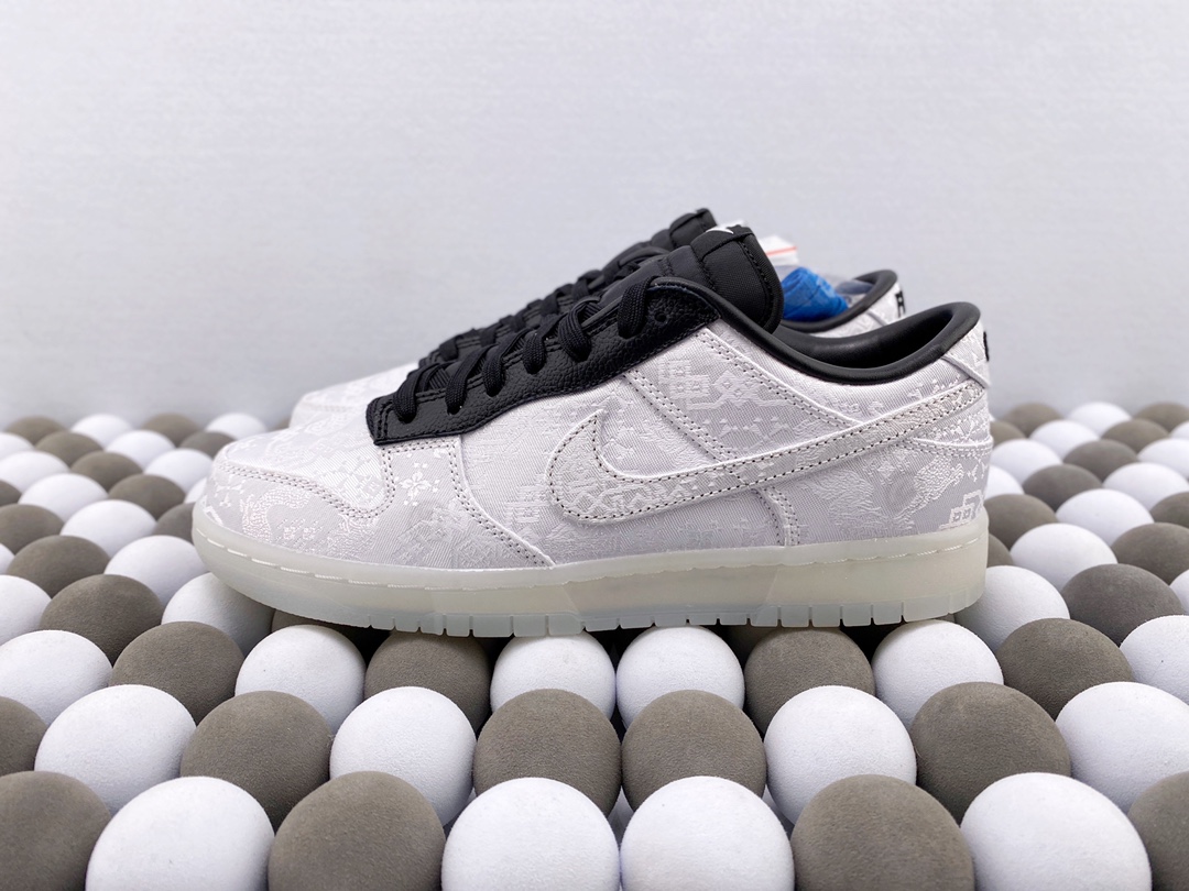 High-Quality Version Fragment Design × CLOT × Nike Dunk Low “White Silk” - 图片 4