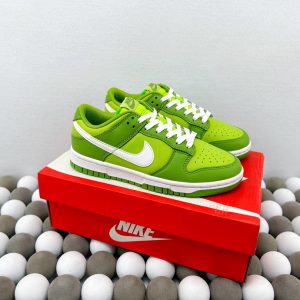 High-Quality Version  Nike Dunk Low Green/White – Premium Low-Top Casual Sneakers