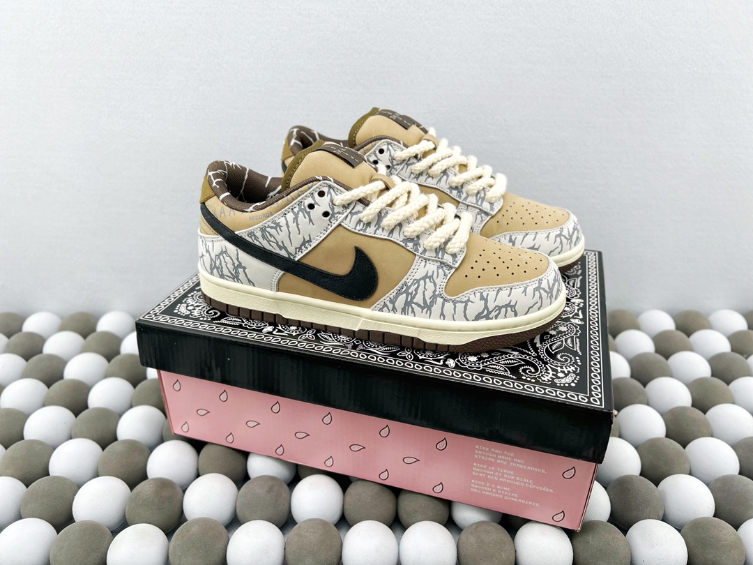 High-Quality Version Travis Scott x Nike SB Dunk Low “Cactus Jack” Paisley – Premium Limited-Edition Low-Top Sneakers