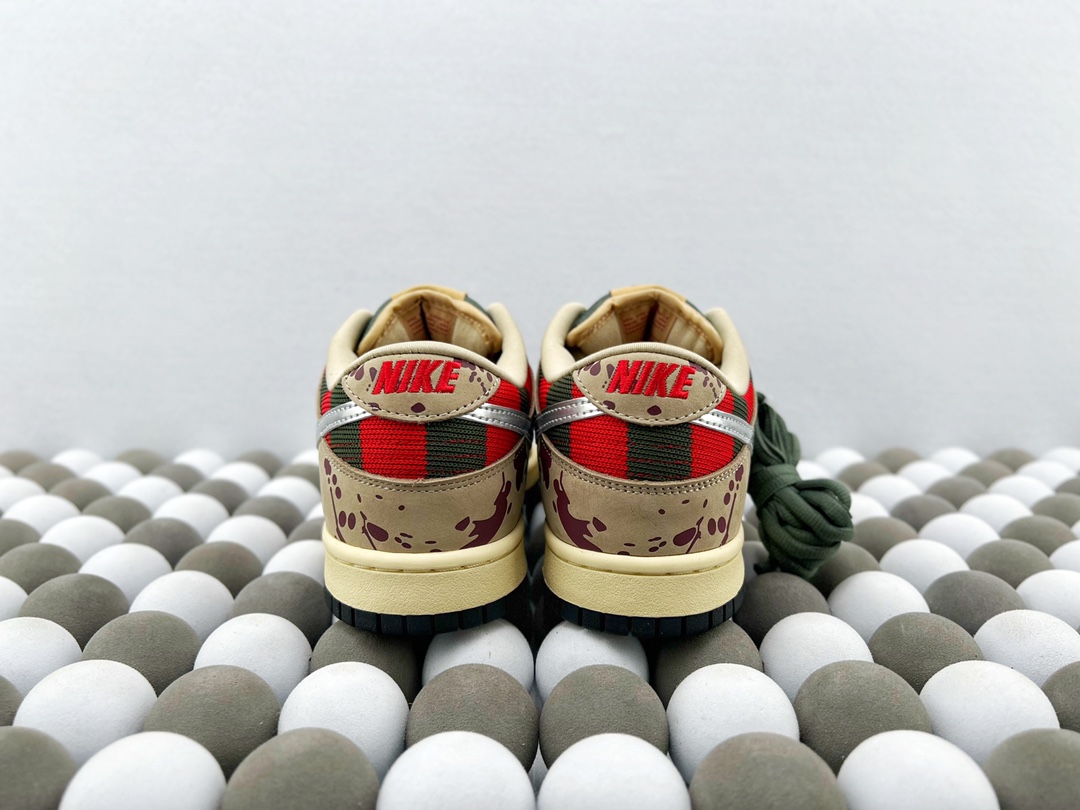 High-Quality Version Nike SB Dunk Low "Freddy Krueger" – A Nightmare on Elm Street Tribute - 图片 3