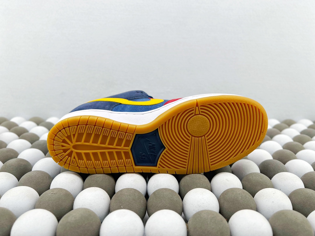 High-Quality Version Authentic Nike SB Dunk Low "Barcelona" Mismatched Casual Skate Shoes - 图片 4