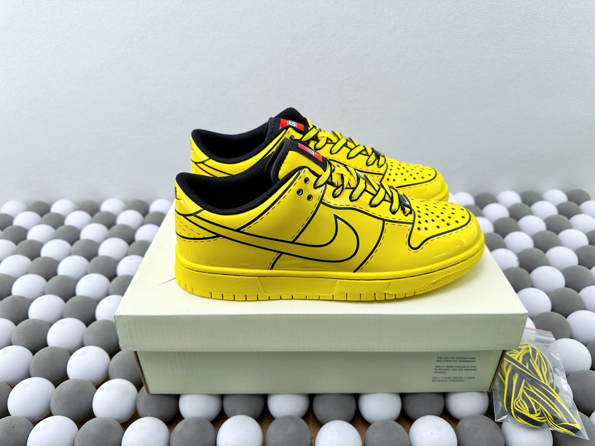 High-Quality Version Nike Dunk Low Tour